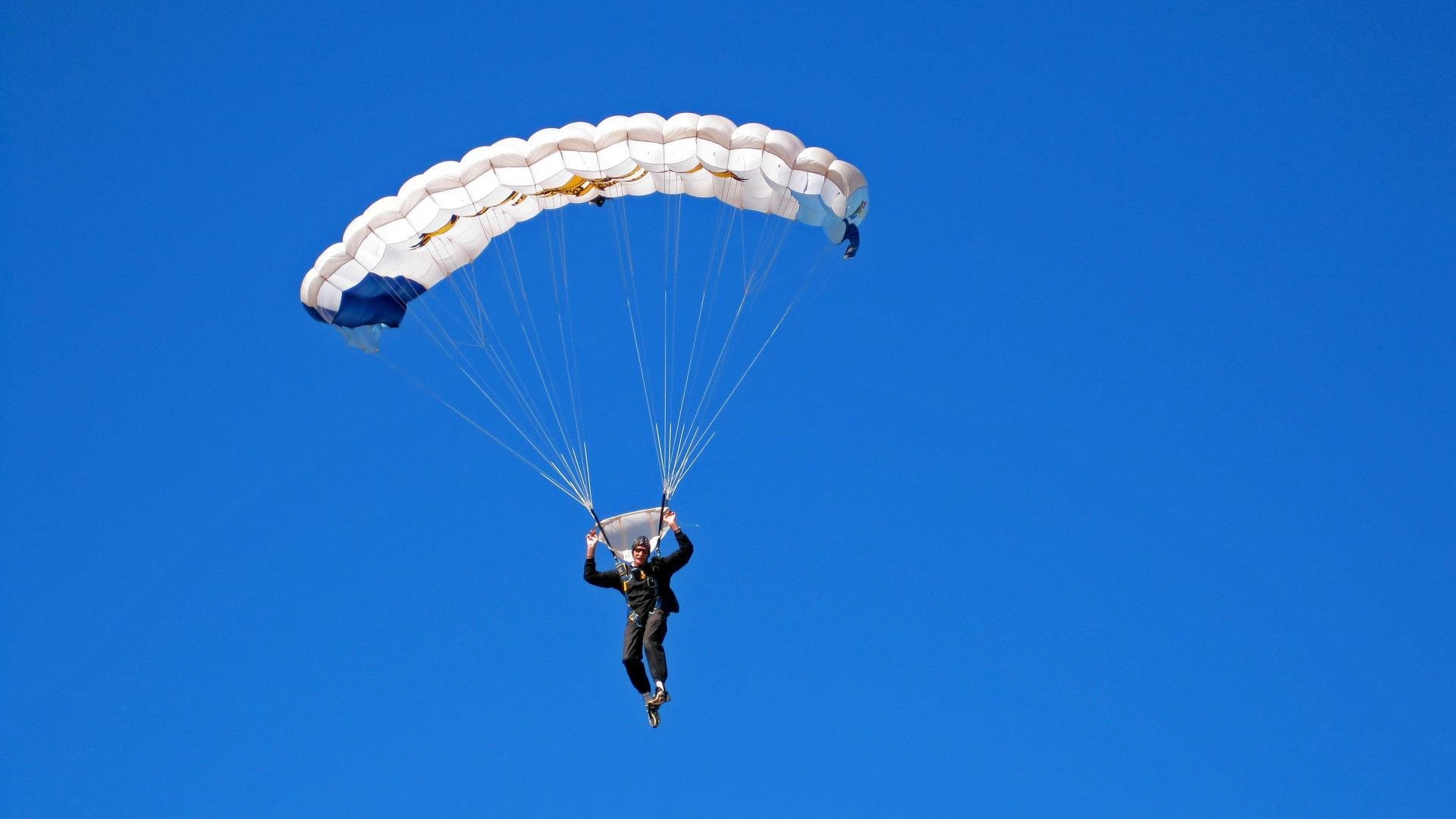 当快船星光黯淡时,杰伦·格林如何成为独行侠的破局之光?