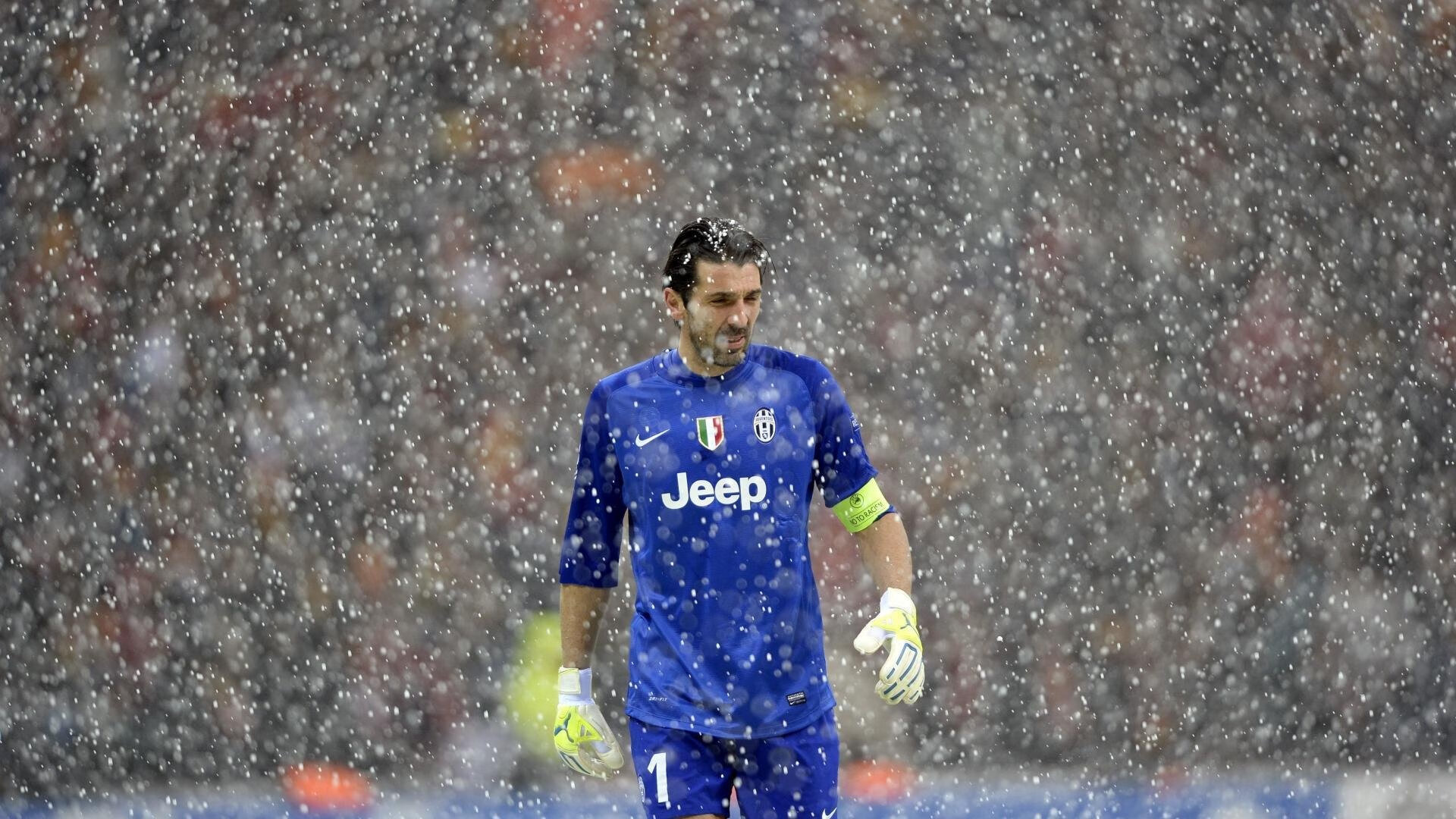 里昂节奏掌控拉齐奥，德里赫特成为关键先生—一场战术与意志的胜利